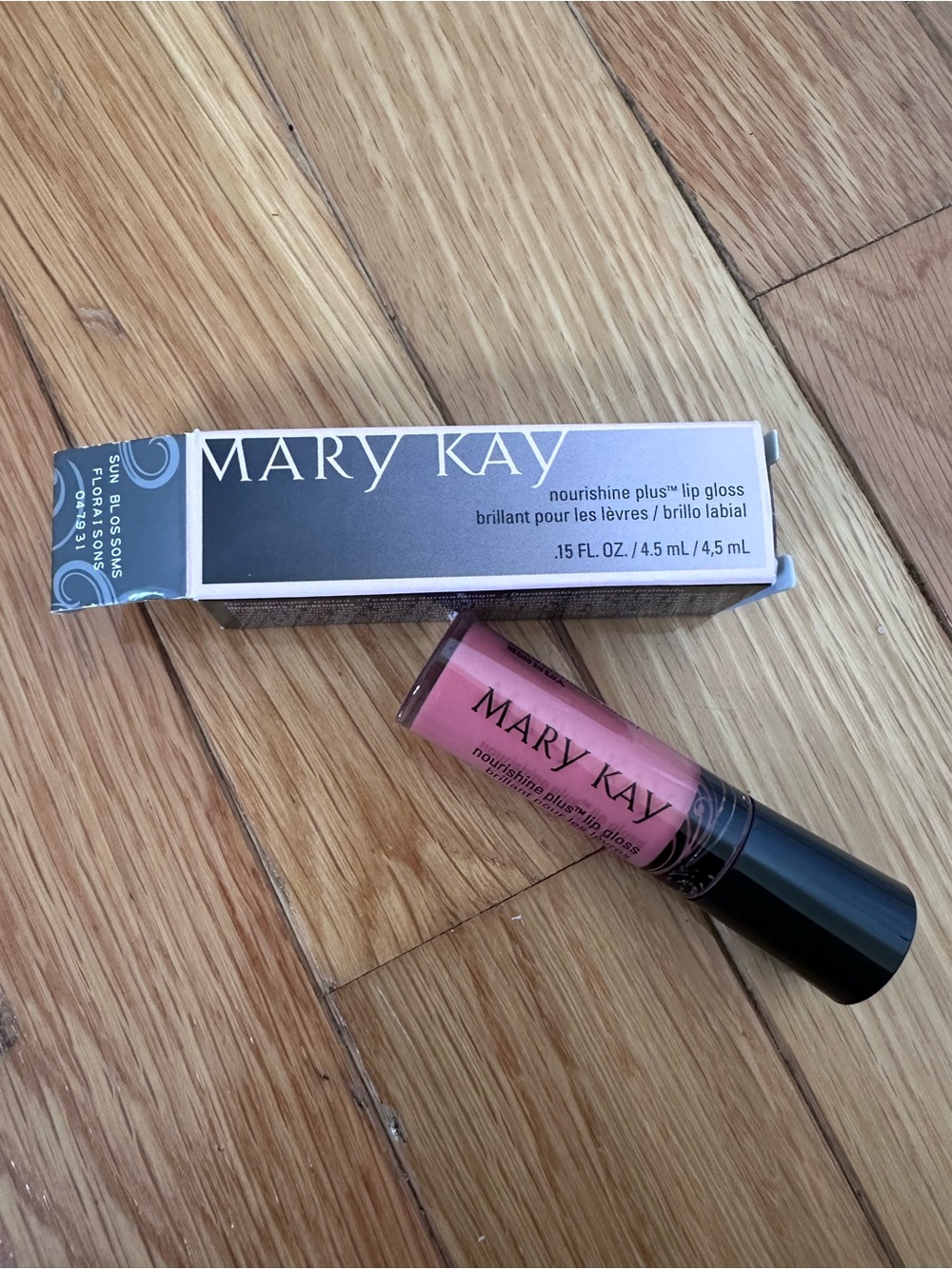 Mary Kay Nourishine Plus Lip Gloss in Sun Blossoms